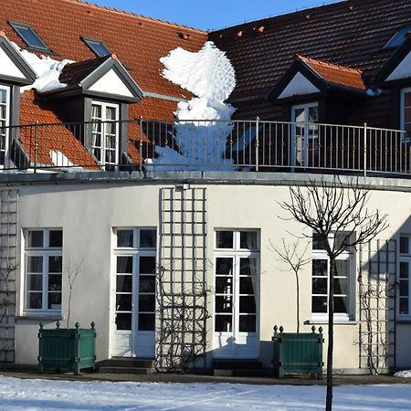 Palac I Folwark Nemino Sierakowice  Exterior photo